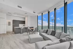 55 SW 9th St, Miami, FL 33130 - Photo 5