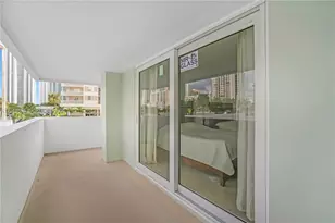 500 Bayview Dr, Sunny Isles Beach, FL 33160 - Photo 21