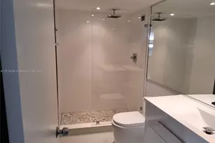 5161 Collins Ave, Miami Beach, FL 33140 - Photo 25