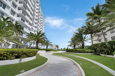 100 Lincoln Rd #607, Miami Beach, FL 33139 - Photo 17