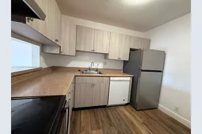 5231 Geneva Way #307, Doral, FL 33166 - Photo 3
