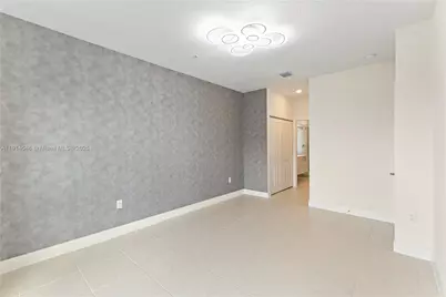 8001 NW 41st St #F-303, Doral, FL 33166 - Photo 21