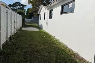 11615 SW 142nd Terrace, Miami, FL 33176 - Photo 27