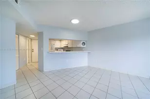 2600 Collins Ave, Miami Beach, FL 33140 - Photo 27