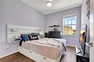 4029 NW 11th St, Lauderhill, FL 33313 - Photo 9