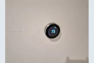 1000 Brickell Plz #2101, Miami, FL 33131 - Photo 43