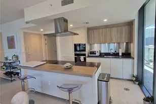 1000 Brickell Plaza, Miami, FL 33131 - Photo 5