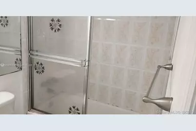 801 NW 47th Ave #412W, Miami, FL 33126 - Photo 15