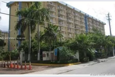 801 NW 47th Ave #412W, Miami, FL 33126 - Photo 17