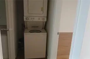 12901 SW 15th Ct, Pembroke Pines, FL 33027 - Photo 11