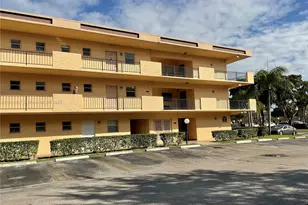 251 Berkley Rd, Hollywood, FL 33024 - Photo 7