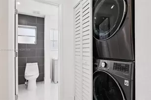 12630 NE Miami Pl, North Miami, FL 33161 - Photo 53