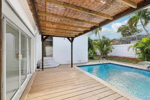 12630 NE Miami Pl, North Miami, FL 33161 - Photo 59