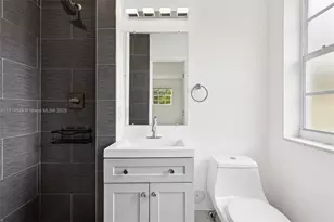 12630 NE Miami Pl, North Miami, FL 33161 - Photo 43