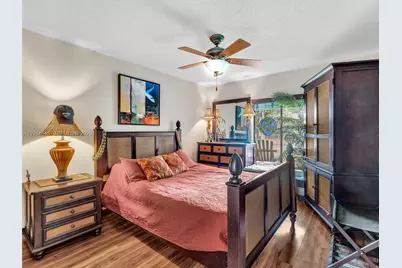 7390 NW 49th St, Lauderhill, FL 33319 - Photo 15