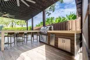 8777 NW 102nd Ct, Doral, FL 33178 - Photo 13