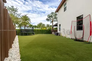 8777 NW 102nd Ct, Doral, FL 33178 - Photo 7