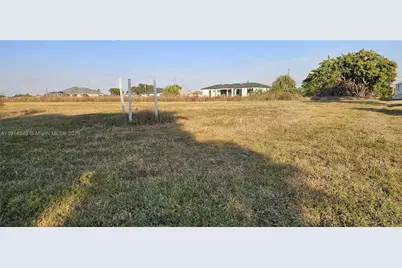 1427 NE 20 Th, Cape Coral, FL 33909 - Photo 1