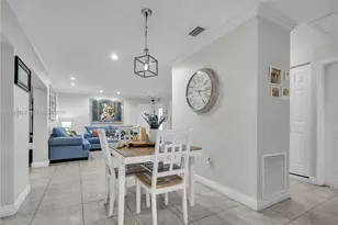 8530 NW 178th St, Hialeah, FL 33015 - Photo 17