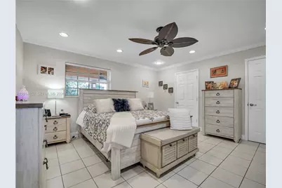 8530 NW 178th St, Hialeah, FL 33015 - Photo 9