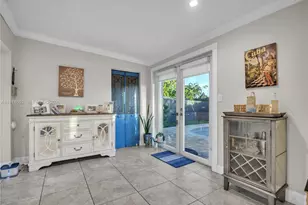 8530 NW 178th St, Hialeah, FL 33015 - Photo 29