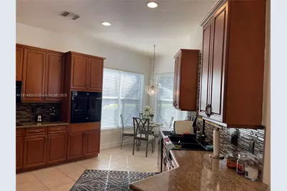 7009 NW 113th Ave, Parkland, FL 33076 - Photo 15