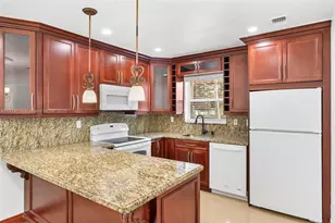21054 SW 126th Ct, Miami, FL 33177 - Photo 7