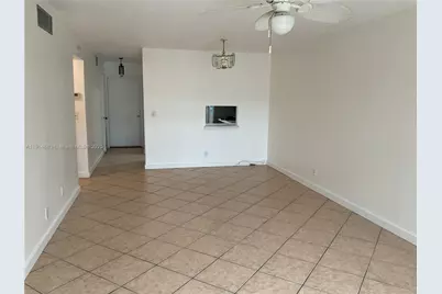 301 Cambridge Rd #312, Hollywood, FL 33024 - Photo 23