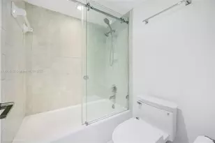 2016 Bay Dr, Miami Beach, FL 33141 - Photo 13