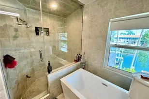 2015 NE 120th Rd, North Miami, FL 33181 - Photo 47