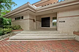 2015 NE 120th Rd, North Miami, FL 33181 - Photo 5