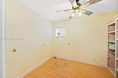 2015 NE 120th Rd, North Miami, FL 33181 - Photo 29