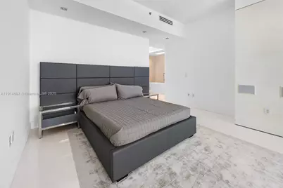 100 S Pointe Dr #2306, Miami Beach, FL 33139 - Photo 13
