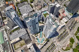 253 NE 2nd St, Miami, FL 33132 - Photo 15