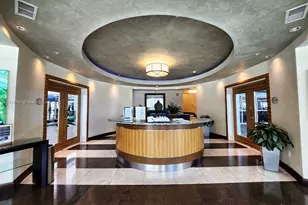 253 NE 2nd St, Miami, FL 33132 - Photo 43