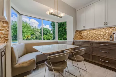 8001 SW 66th Ter, Miami, FL 33143 - Photo 13