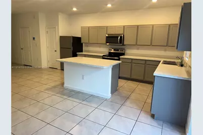 817 NW 3rd Way #817, Pompano Beach, FL 33060 - Photo 7