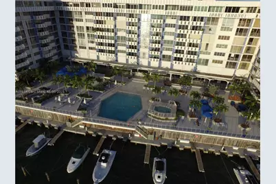 800 West Ave #938, Miami Beach, FL 33139 - Photo 15