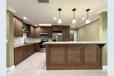 610 NW 17th St, Homestead, FL 33030 - Photo 9