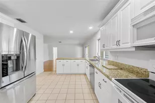 1561 SW 72nd Ave, Plantation, FL 33317 - Photo 13