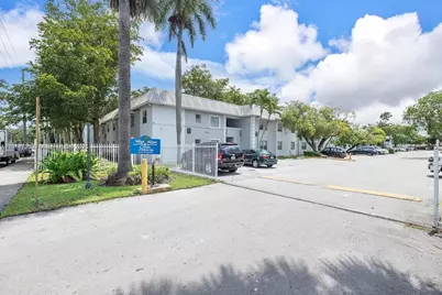 17255 SW 95th Ave #202, Palmetto Bay, FL 33157 - Photo 1