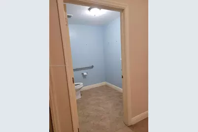 4796 NW 167th St, Miami Lakes, FL 33014 - Photo 13