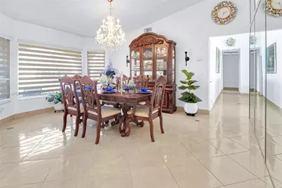 20270 NW 4th St, Pembroke Pines, FL 33029 - Photo 5