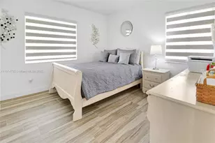 20270 NW 4 St, Pembroke Pines, FL 33029 - Photo 21