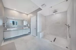 900 Brickell Key Blvd, Miami, FL 33131 - Photo 17