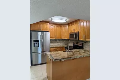 [Address not provided], Hialeah Gardens, FL 33016 - Photo 7