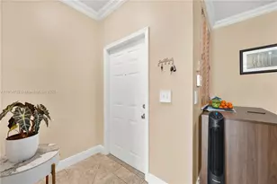 3752 San Simeon Cir, Weston, FL 33331 - Photo 5