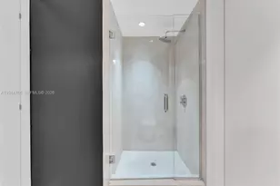 200 Biscayne Blvd Way, Miami, FL 33131 - Photo 25