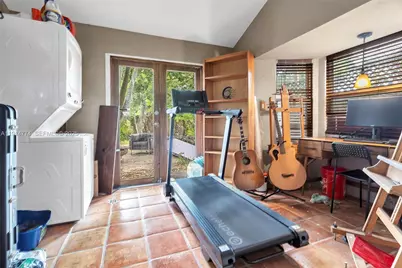 480 NE 110th St, Miami, FL 33161 - Photo 21