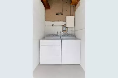 104 E 58th St, Hialeah, FL 33013 - Photo 37